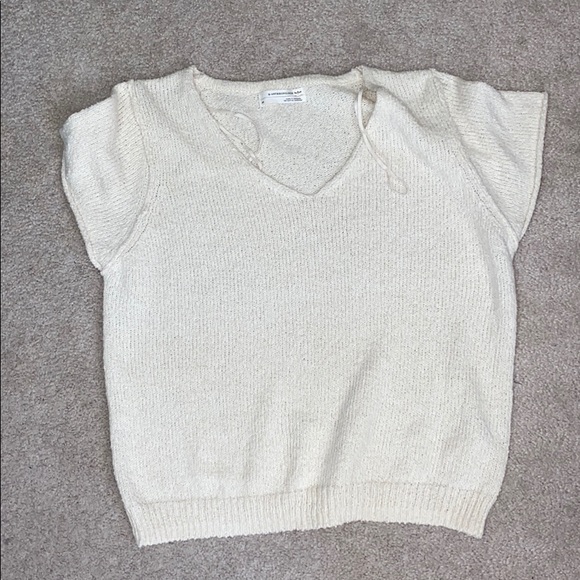 Anthropologie Tops - Anthropologie Knit Tshirt